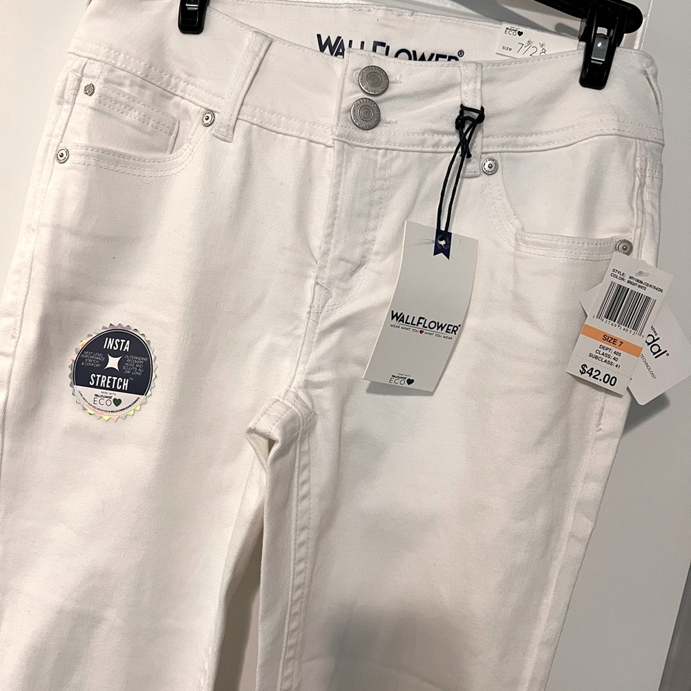 Wallflower Curvy Denim 7/28 NWT